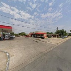 Negocio Tejano Mart (Supermercados en Laredo)