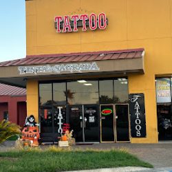 Negocio Tinta Sagrada Tattoos & Supplies (Tatuadores en Laredo)