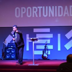 Negocio Uec Church (Iglesias cristianas en Laredo)