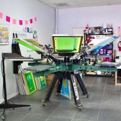 Negocio Unique Screen Prints & Embroidery (Servicios de impresion en Laredo)