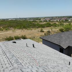 Negocio V.l. Garza Roofing & Remodeling, Inc. (Reparacion de techos en Laredo)