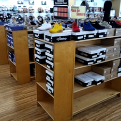 Negocio Vogue (Tiendas de ropa en Laredo)