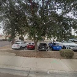 Negocio Yoli Santos Agency (Seguros en Laredo)