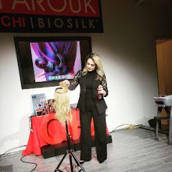 Negocio Yuri's Beauty Lounge (Peluquerias en Laredo)